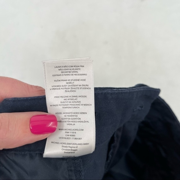 MICHAEL KORS Women’s Navy Khaki shorts with gold zipper pocket details size: 6 - Picture 4 of 9